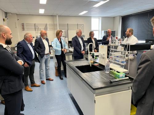 Bezoek Canadese ambassade