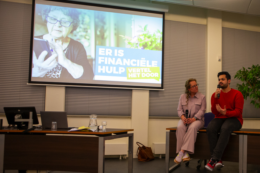 Dagvoorzitter Marlies van Lier opende samen met wethouder Nadir Baali het symposium